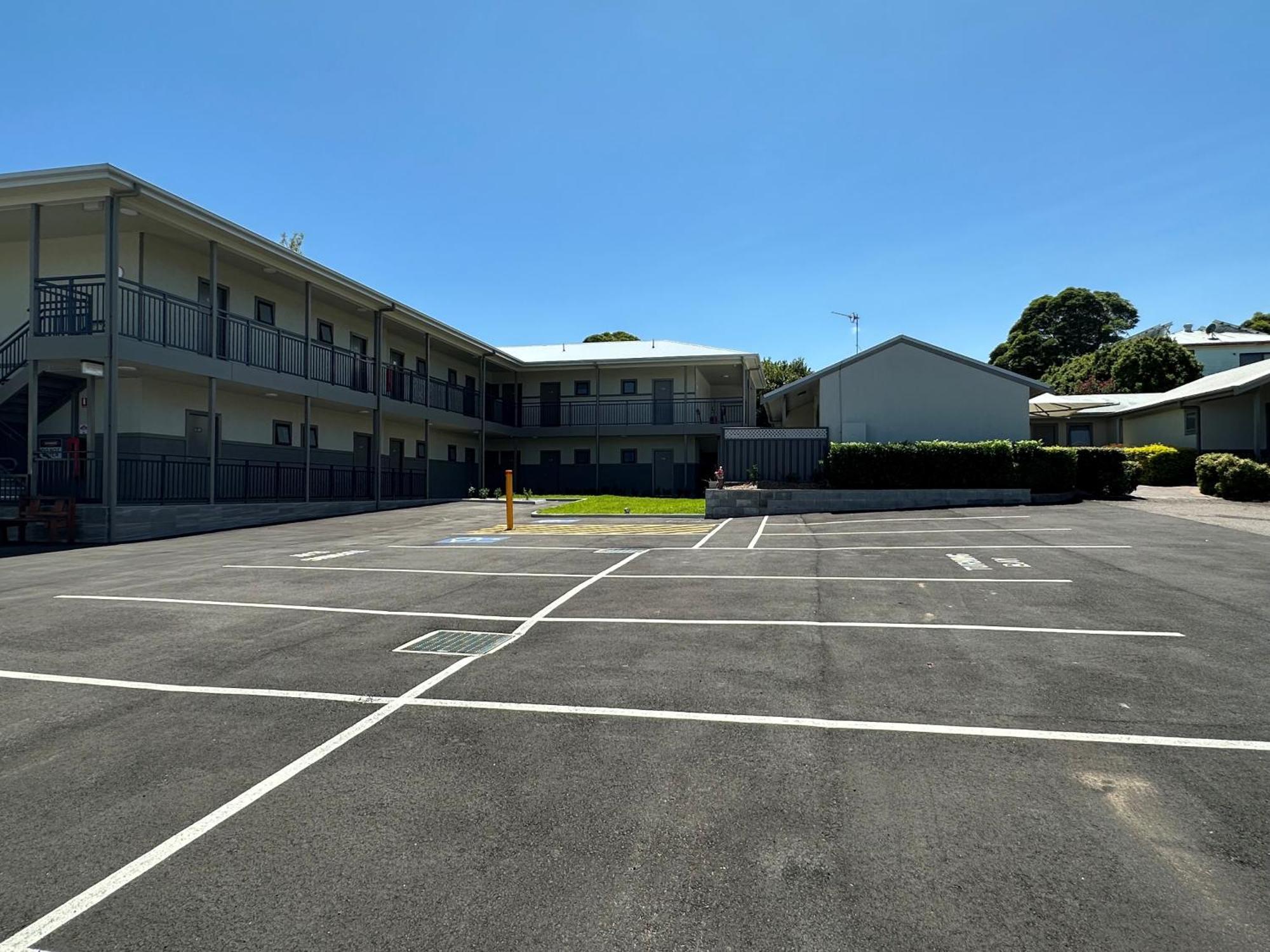 Travellers Motor Village Newcastle Exterior photo