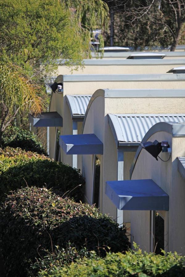 Travellers Motor Village Newcastle Room photo